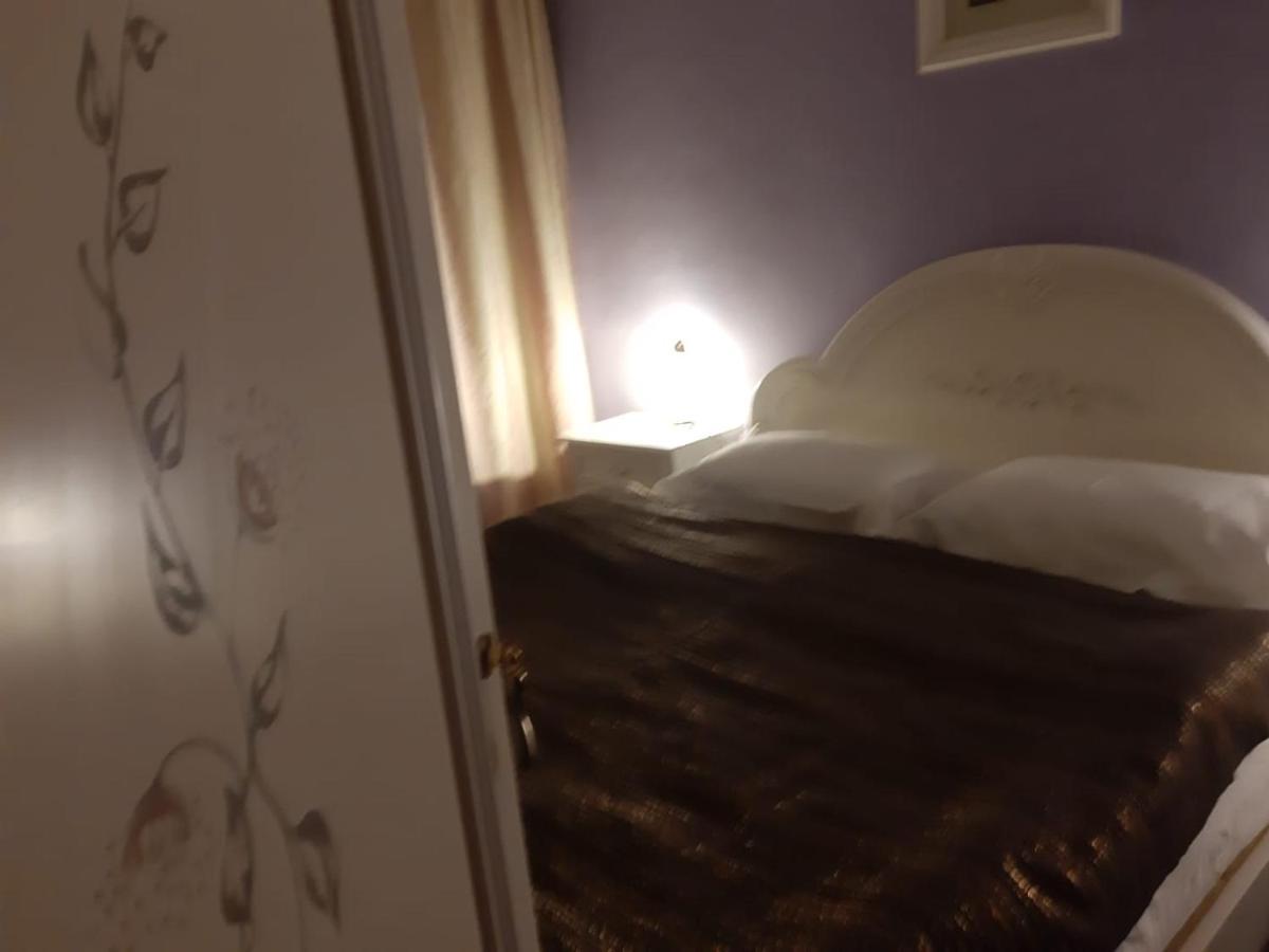 Pelican Proxy Apartment 拉迪亚 外观 照片